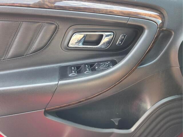 2018 Ford Taurus Limited