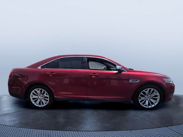2018 Ford Taurus Limited