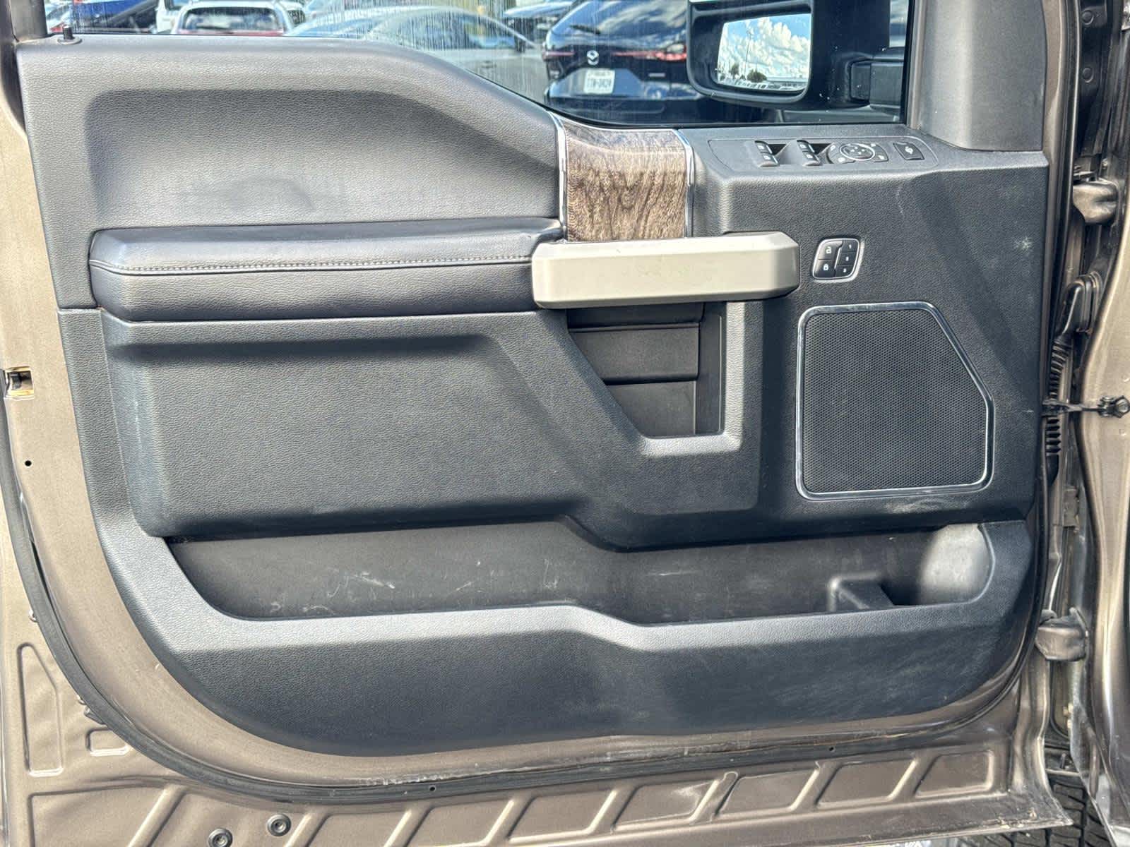 2018 Ford Super Duty F-250 SRW LARIAT