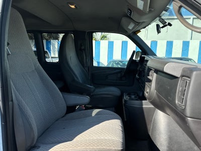 2013 Chevrolet Express Passenger LT