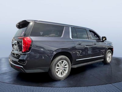 2023 GMC Yukon XL SLT