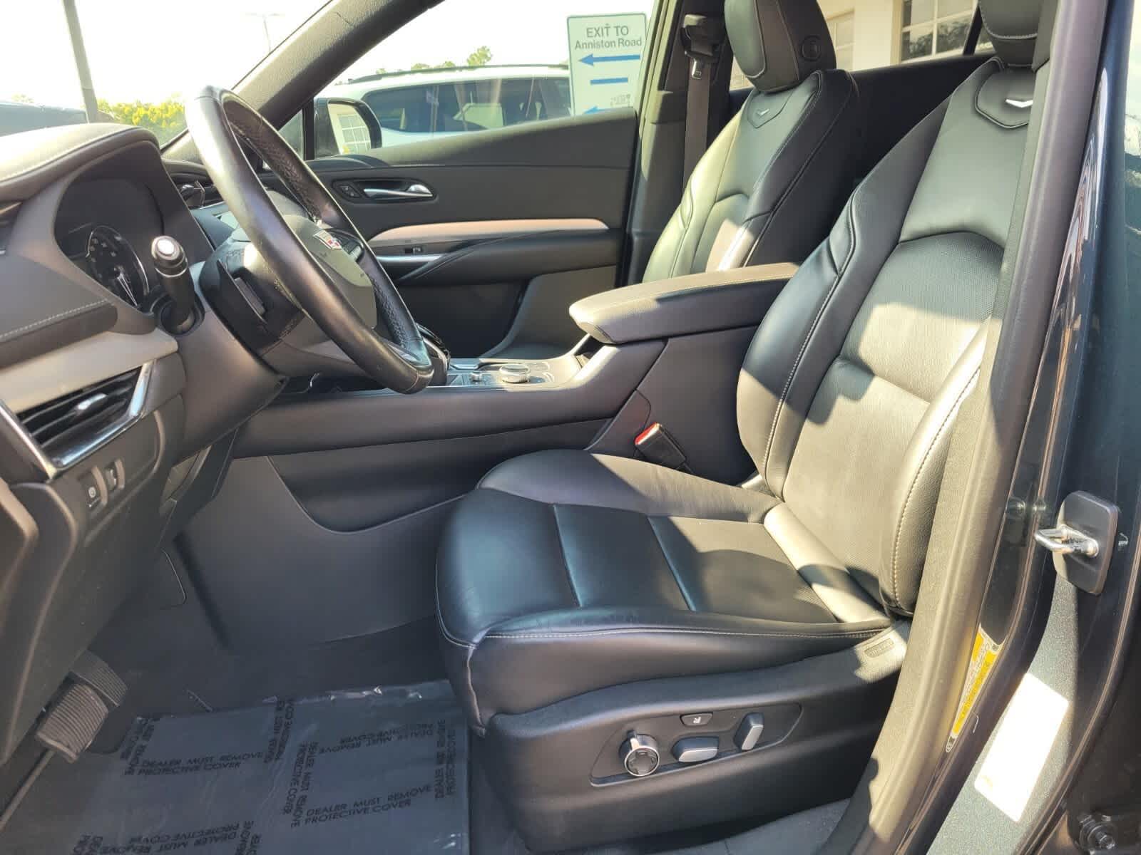 2020 Cadillac XT4 FWD Premium Luxury