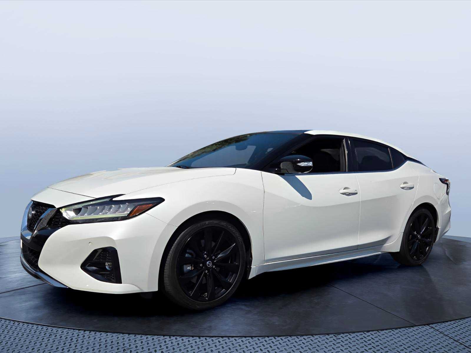 2019 Nissan Maxima SR