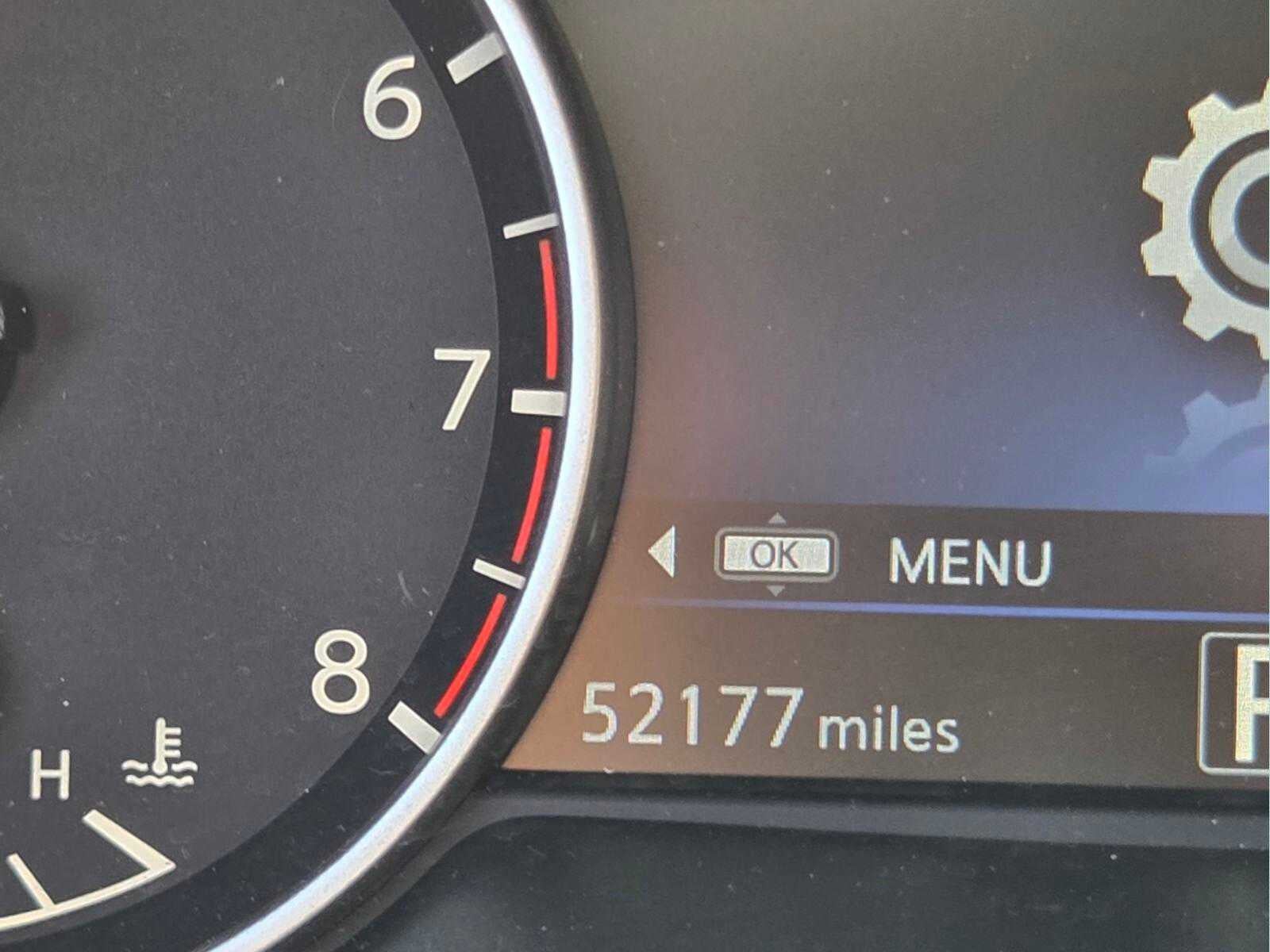 2019 Nissan Maxima SR