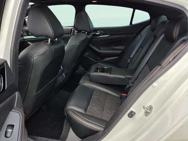 2023 Nissan Maxima SR