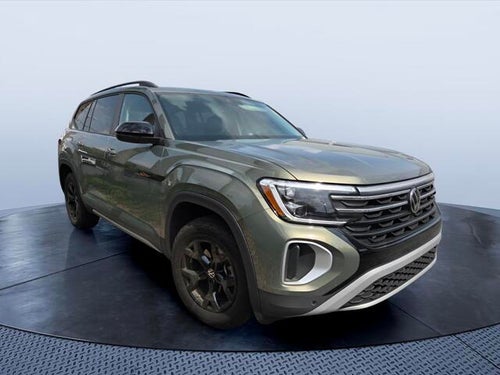 2024 Volkswagen Atlas 2.0T Peak Edition SE w/Technology