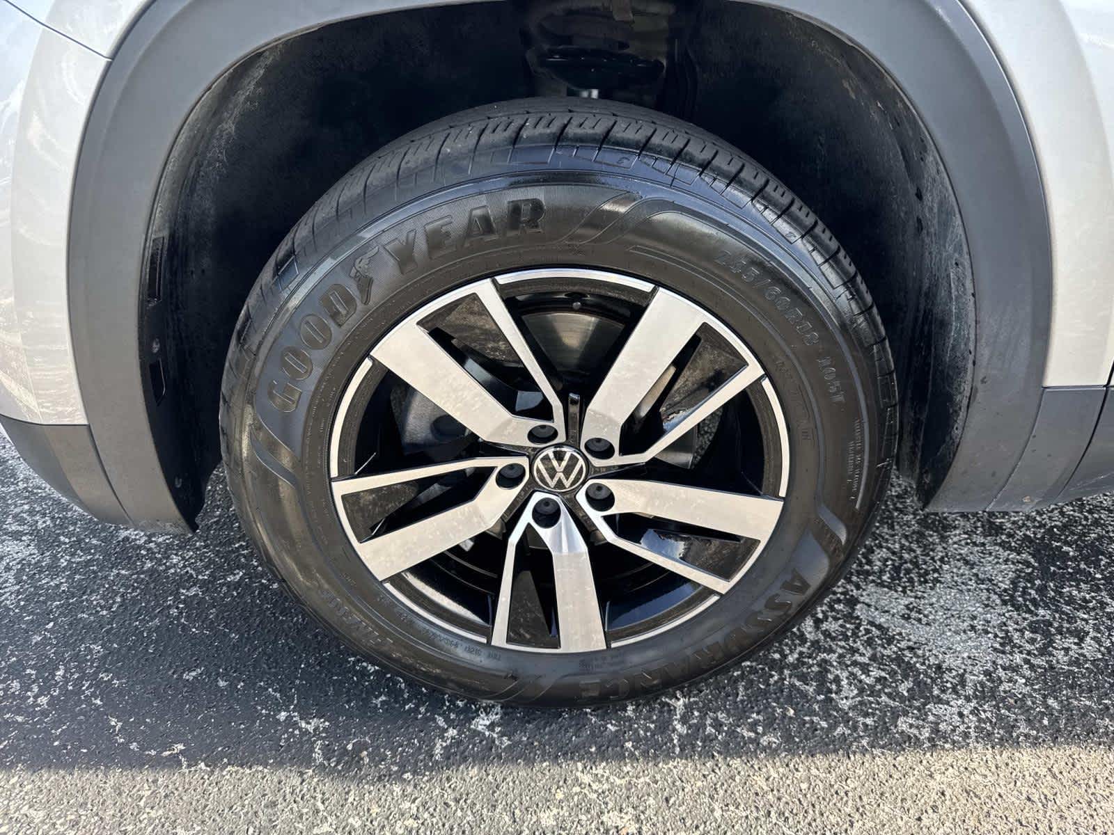 2023 Volkswagen Atlas 2.0T SE