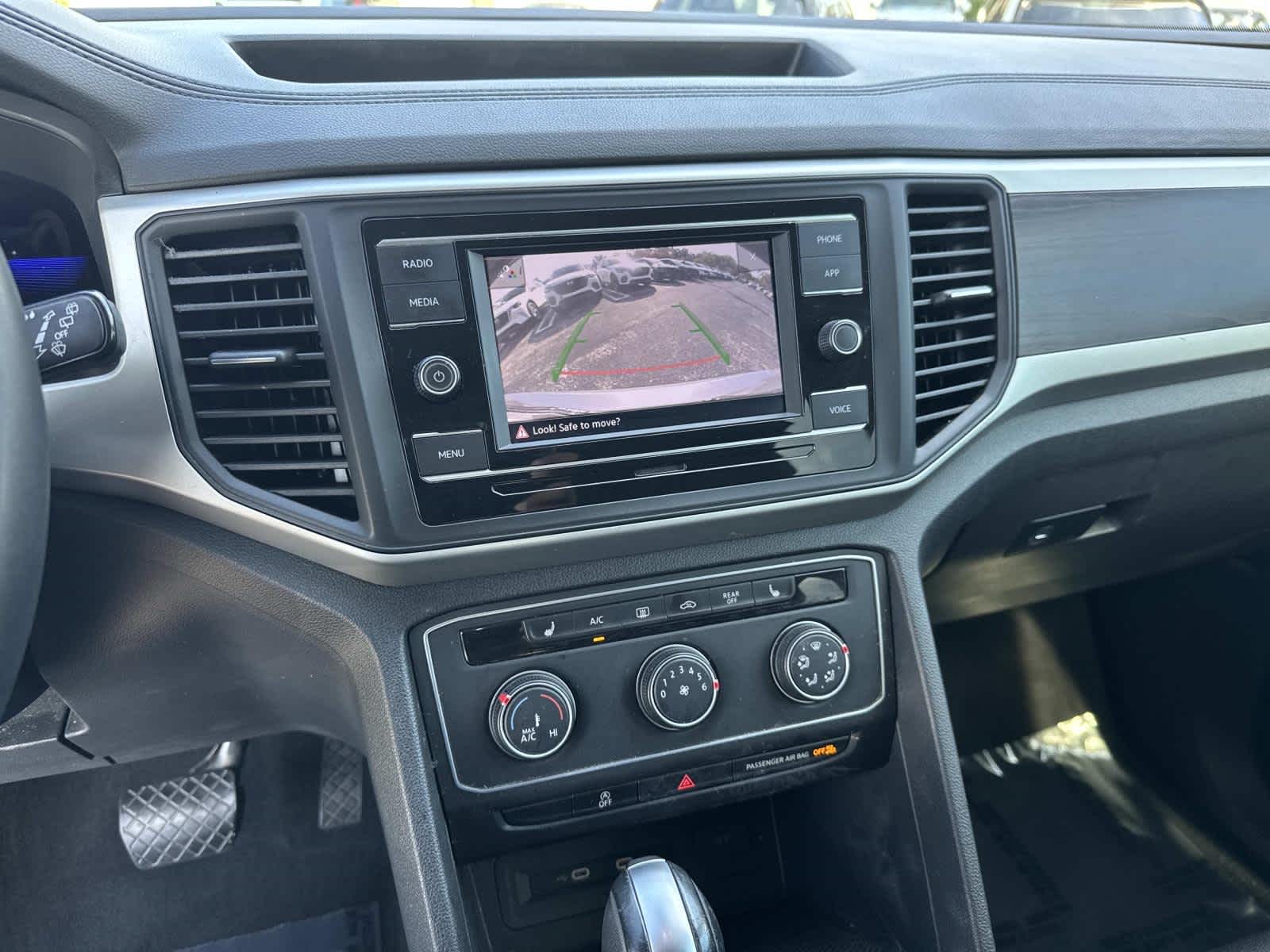 2023 Volkswagen Atlas 2.0T SE