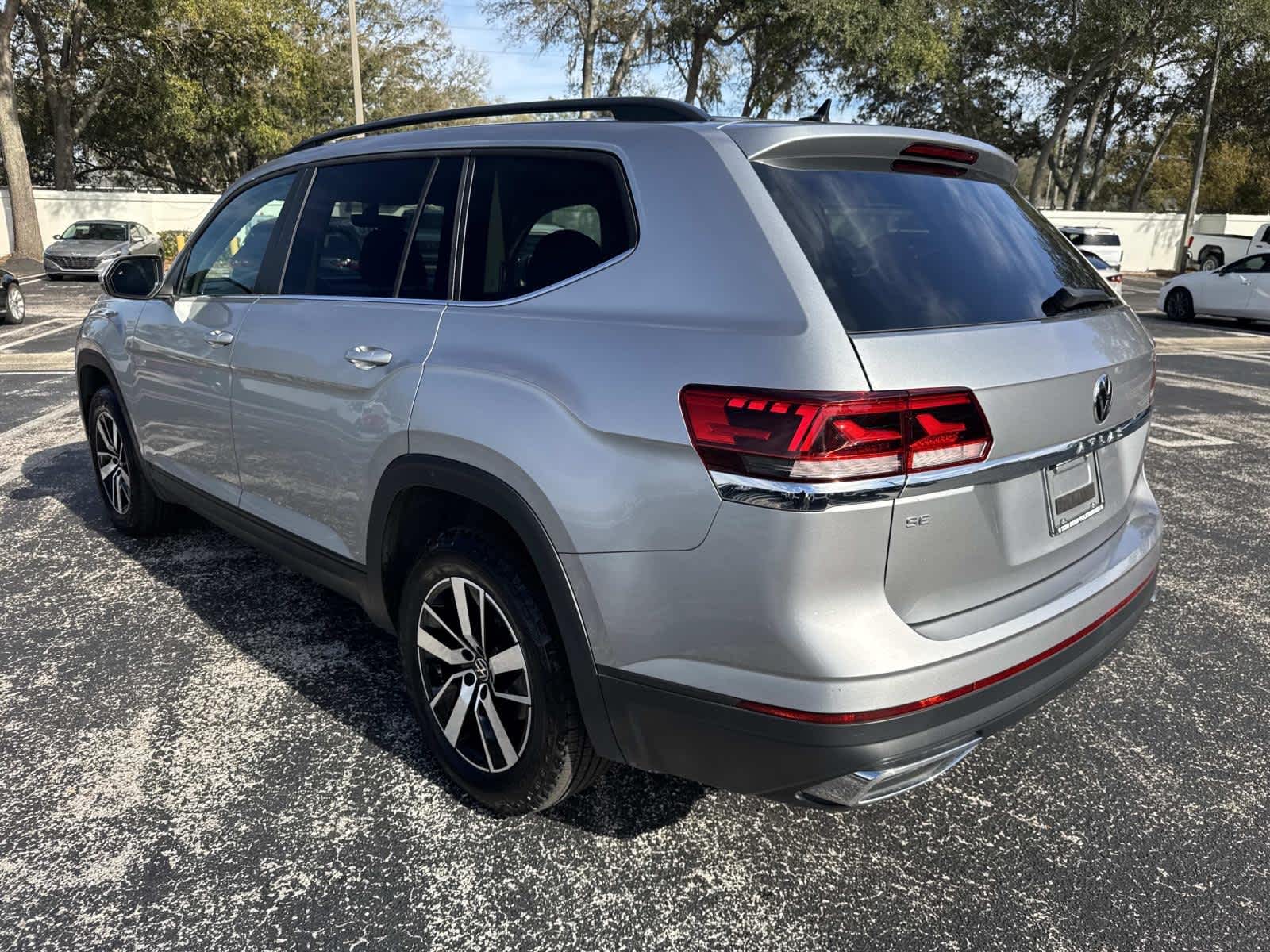 2023 Volkswagen Atlas 2.0T SE