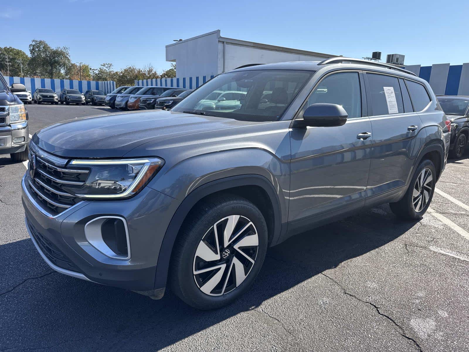 2024 Volkswagen Atlas 2.0T SE w/Technology