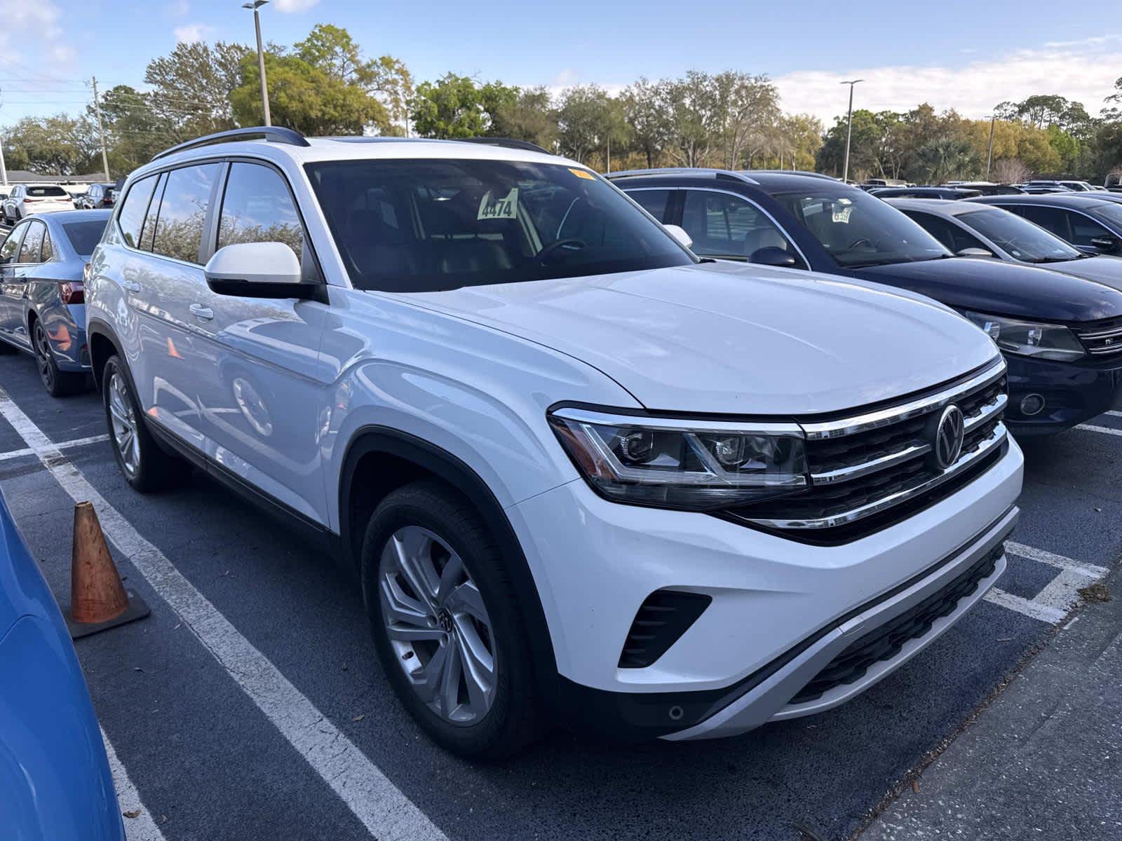 2022 Volkswagen Atlas SE w/Tech