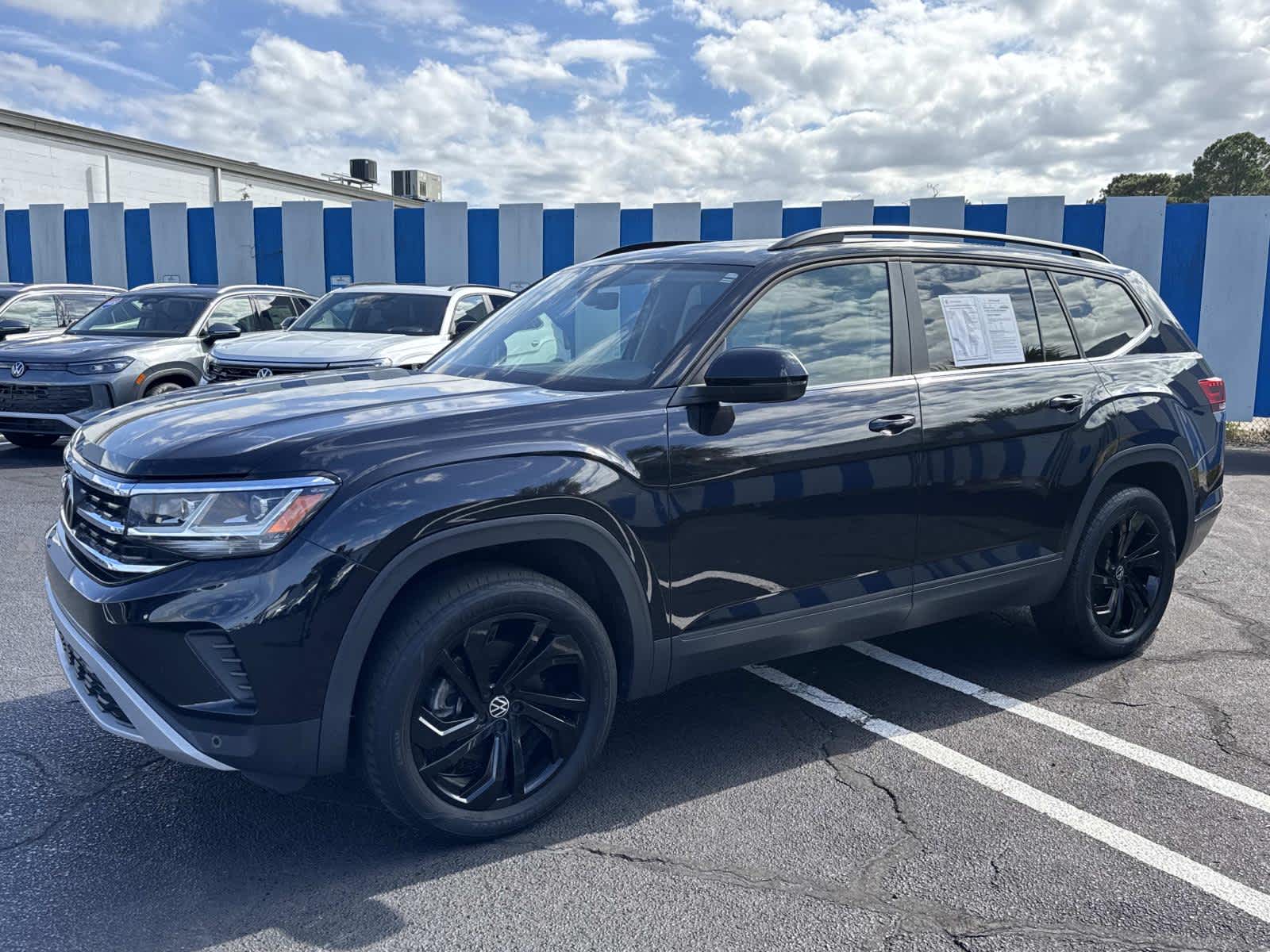 2022 Volkswagen Atlas 3.6L V6 SE w/Technology