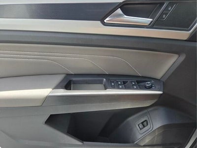 2023 Volkswagen Atlas 3.6L V6 SEL R-Line Black