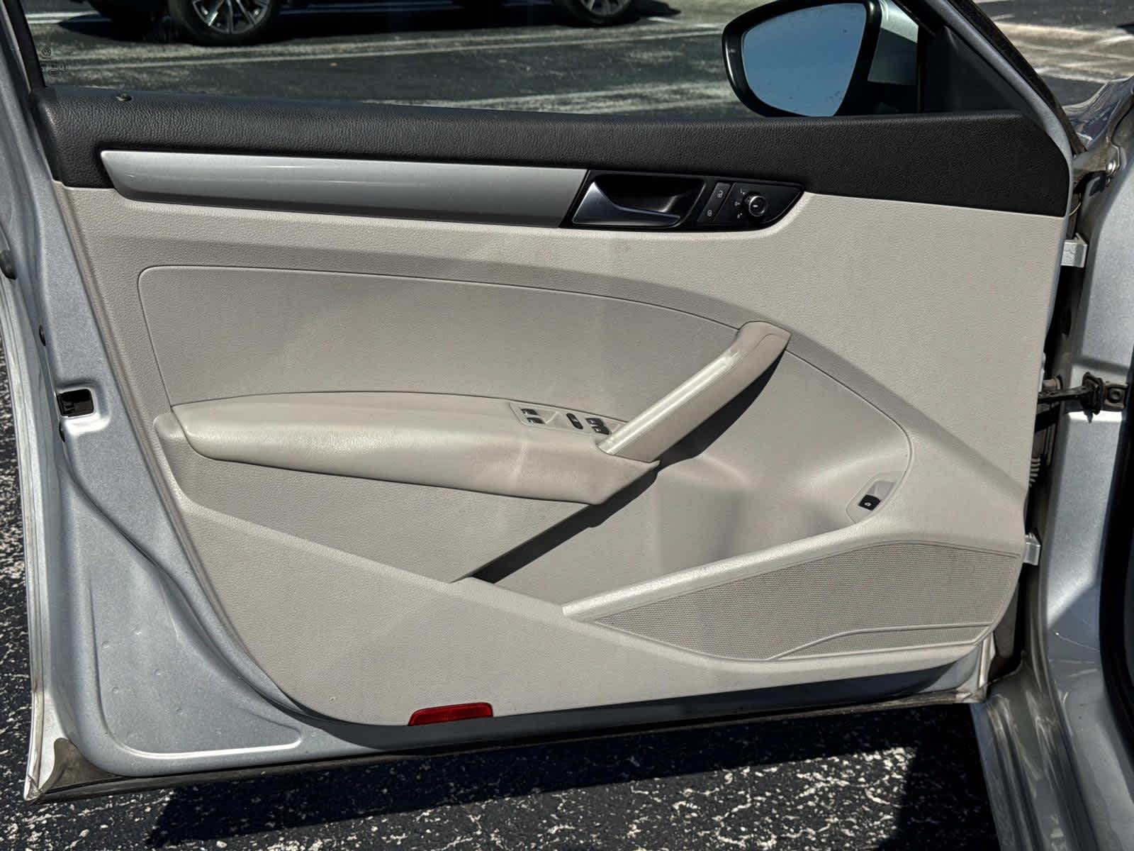 2012 Volkswagen Passat S