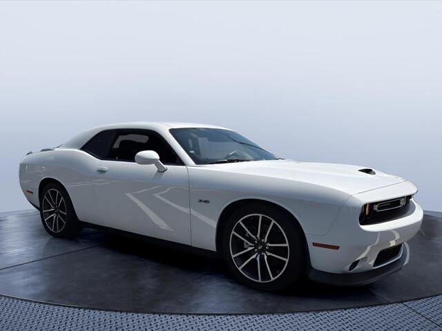 2023 Dodge Challenger R/T's photo