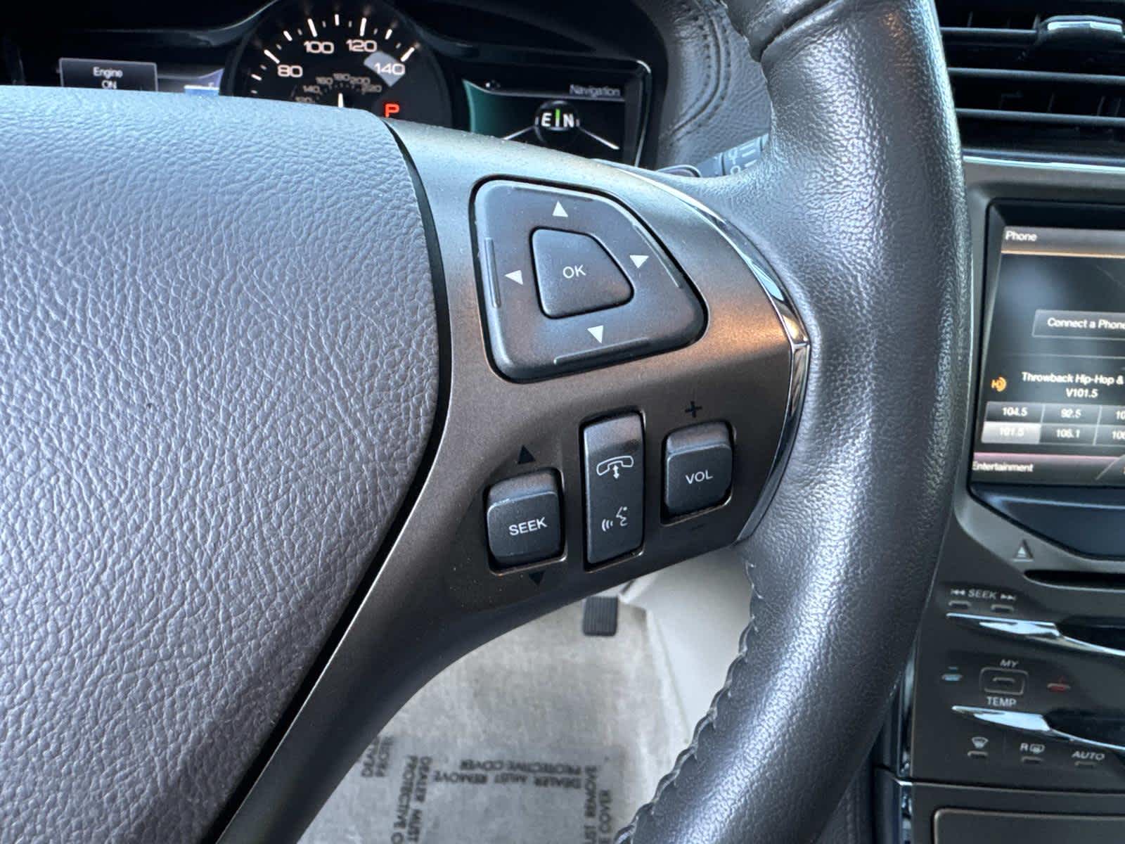 2015 Lincoln MKX Base