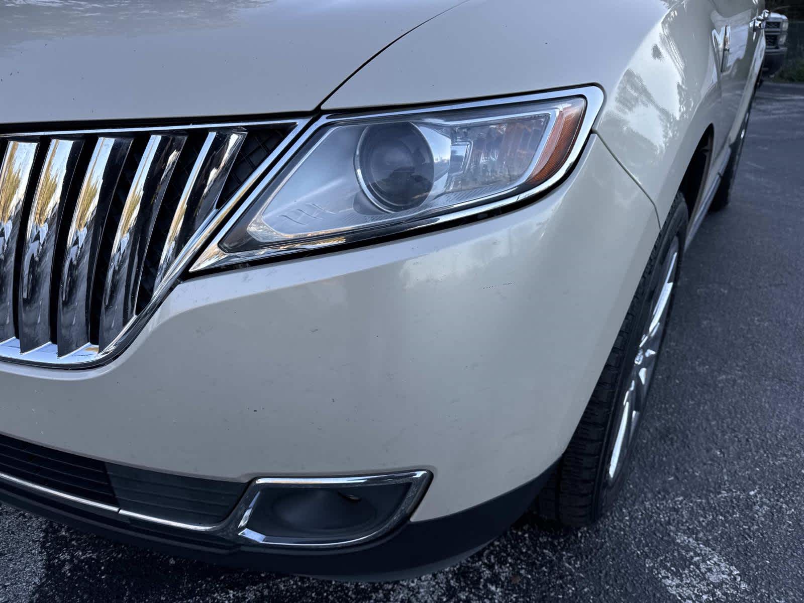 2015 Lincoln MKX Base