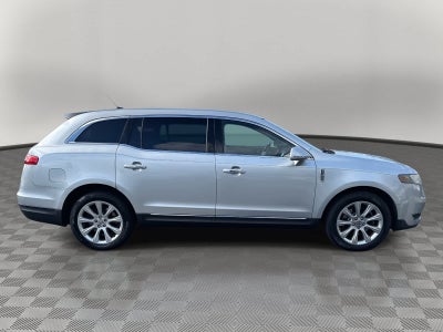 2014 Lincoln MKT Base