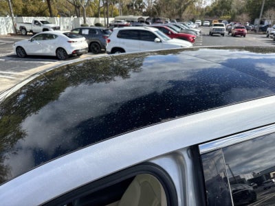 2014 Lincoln MKT Base