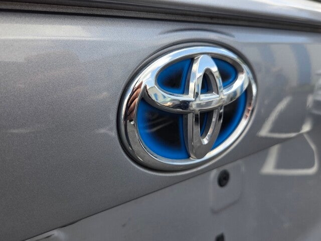 2020 Toyota RAV4 Hybrid LE
