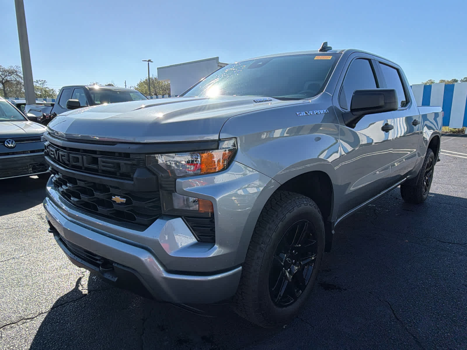 2025 Chevrolet Silverado 1500 Custom