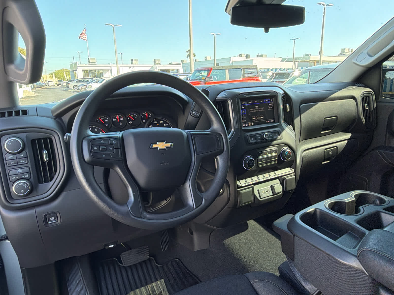 2025 Chevrolet Silverado 1500 Custom