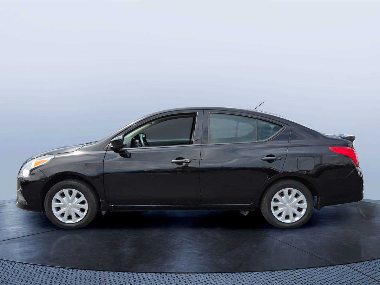 2019 Nissan Versa Sedan S Plus