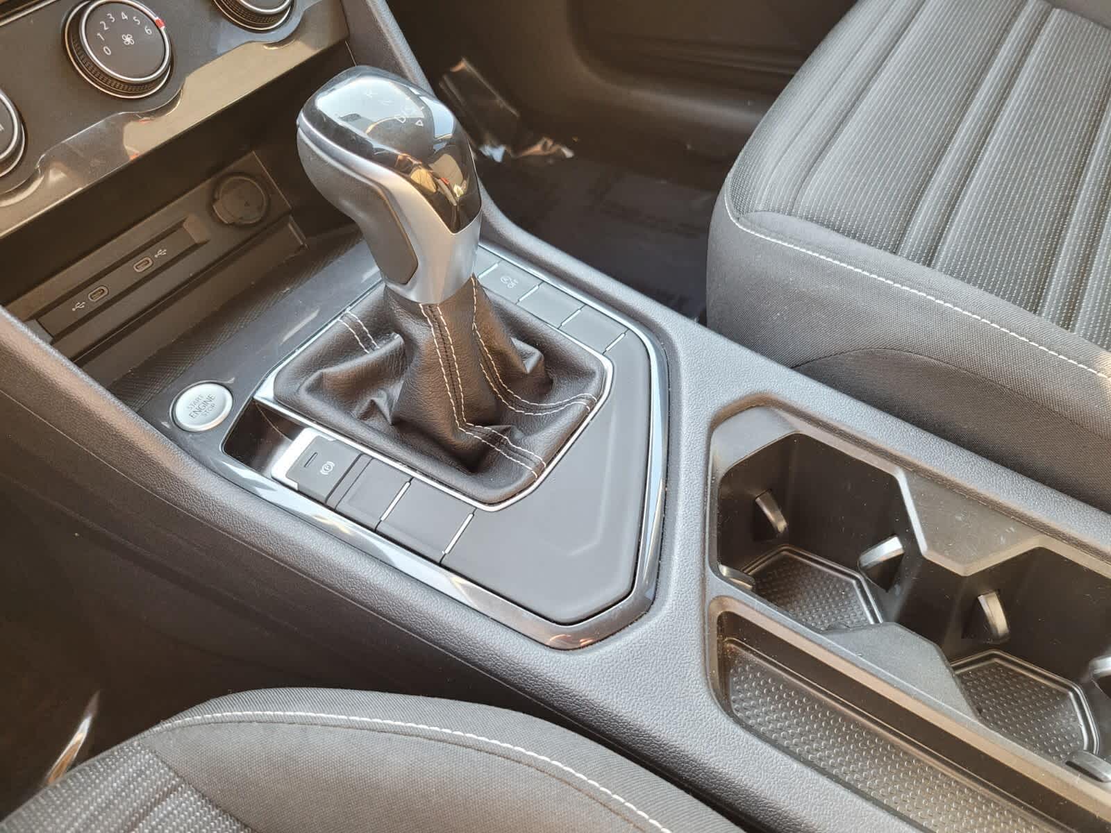 2022 Volkswagen Tiguan S