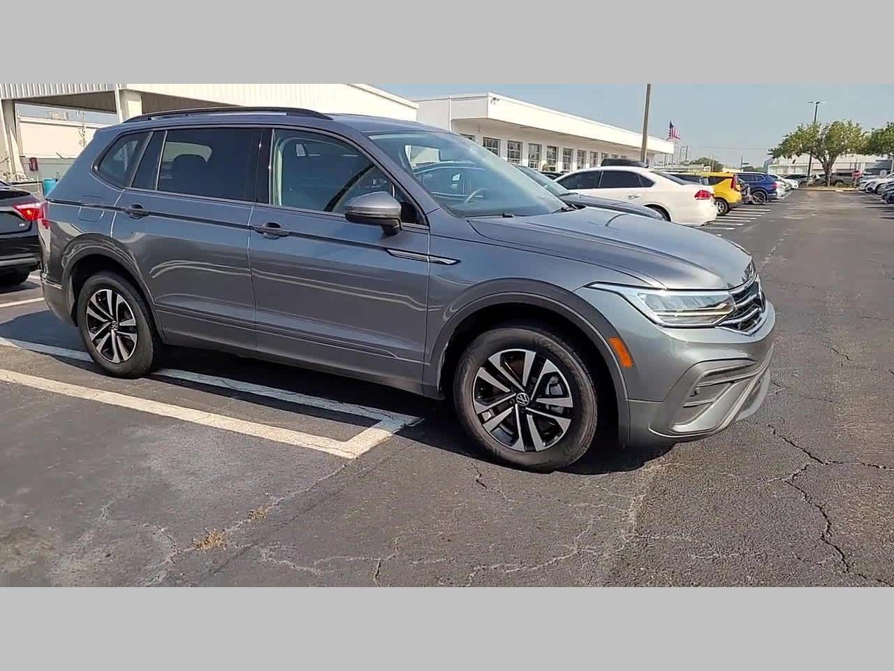 2022 Volkswagen Tiguan S
