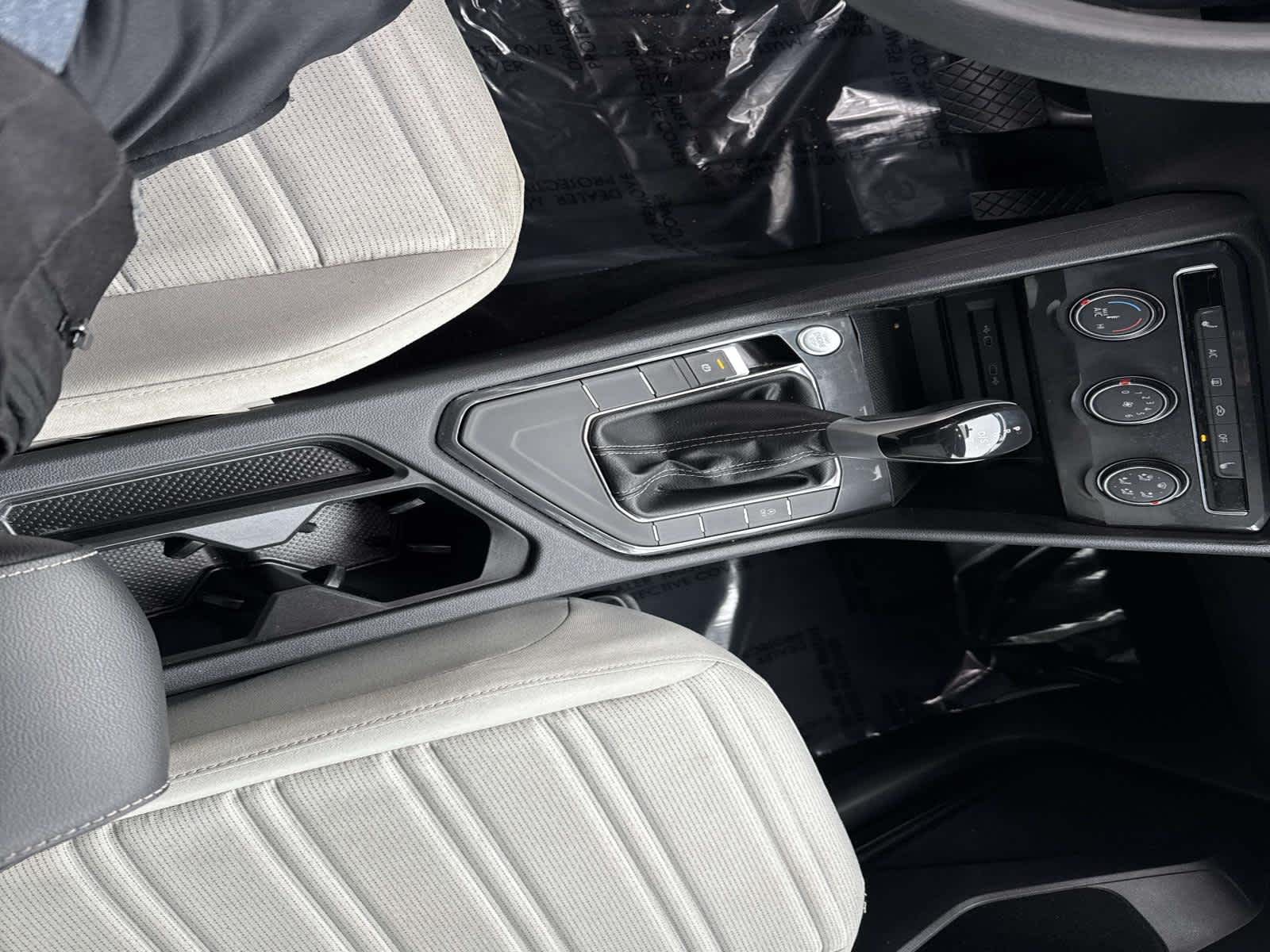 2022 Volkswagen Tiguan S