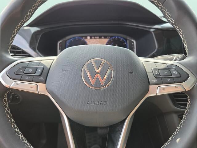 2024 Volkswagen Taos SEL