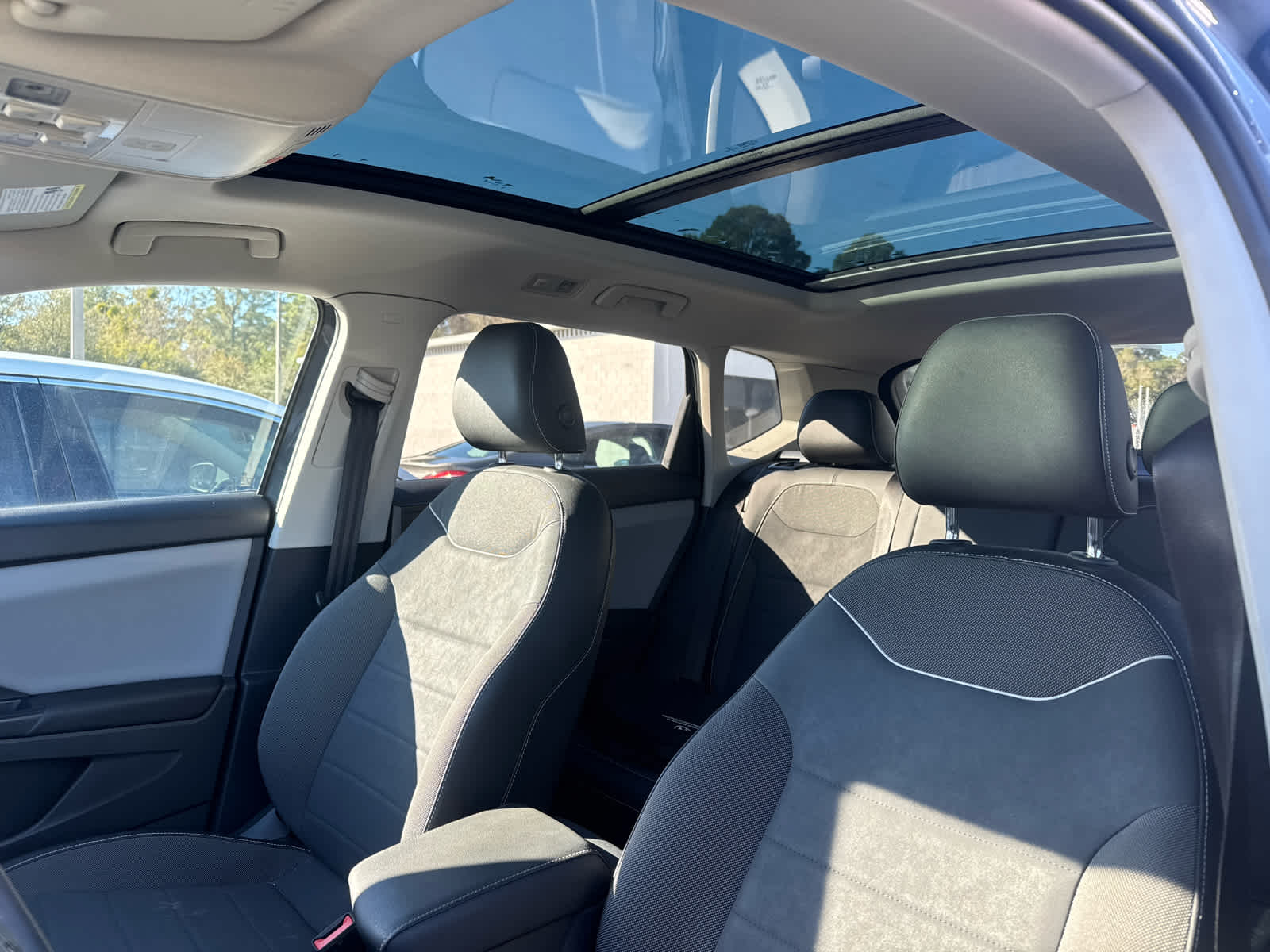 2023 Volkswagen Taos SE