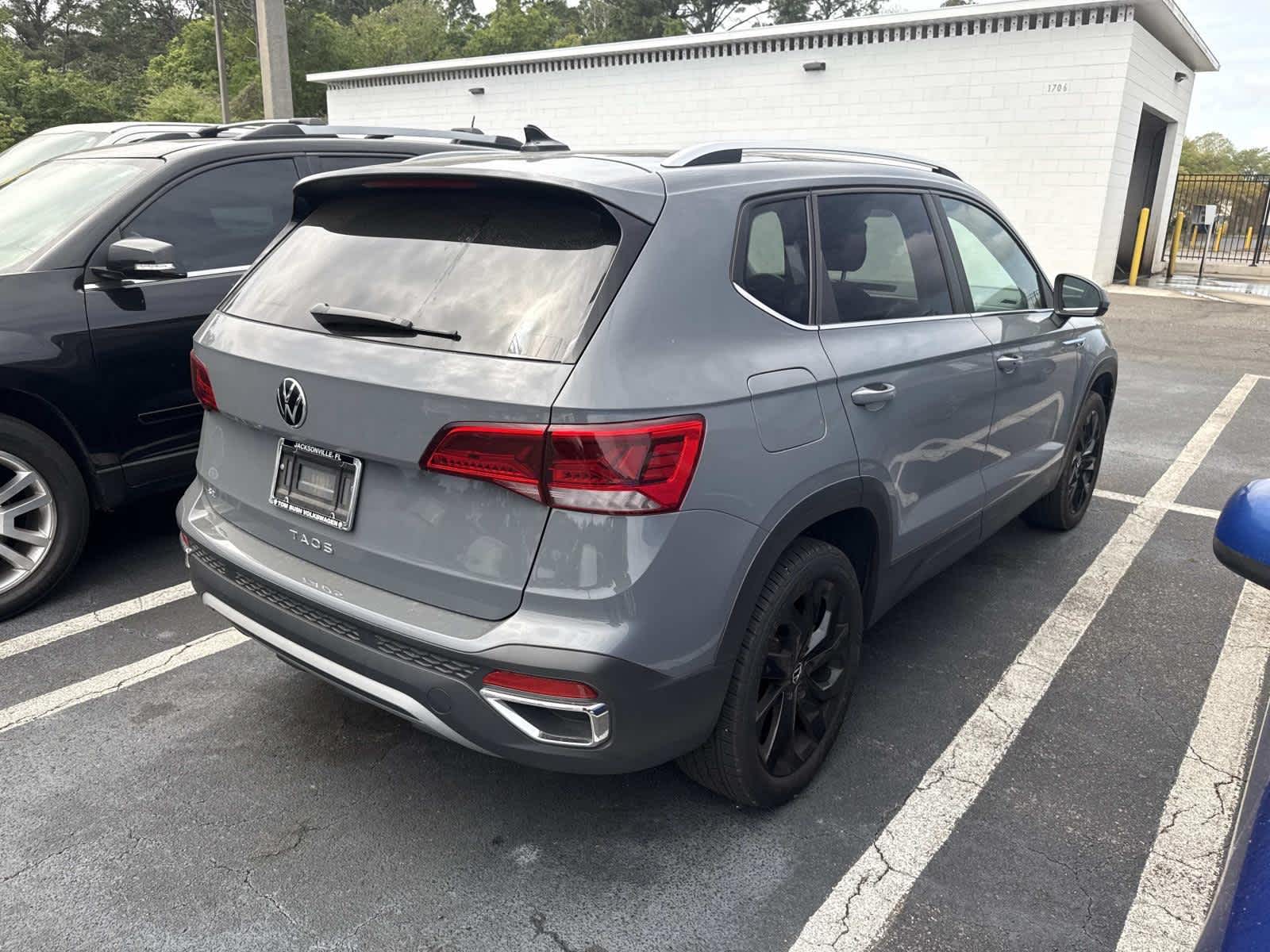 2023 Volkswagen Taos SE