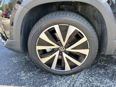 2022 Volkswagen Taos SE