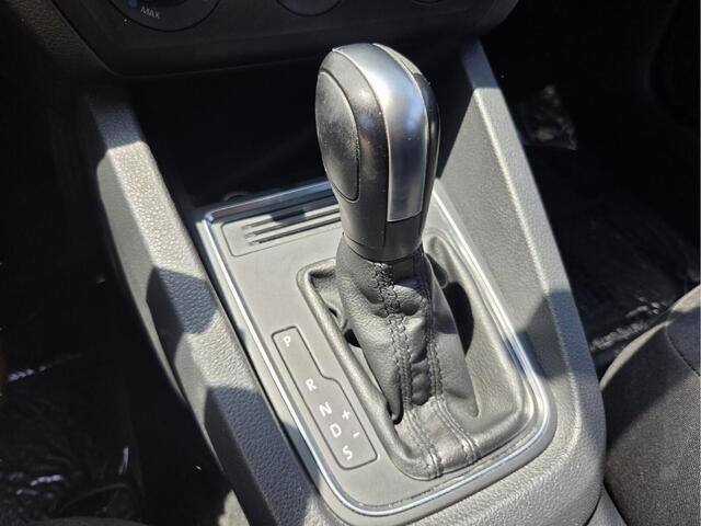 2015 Volkswagen Jetta 2.0L S