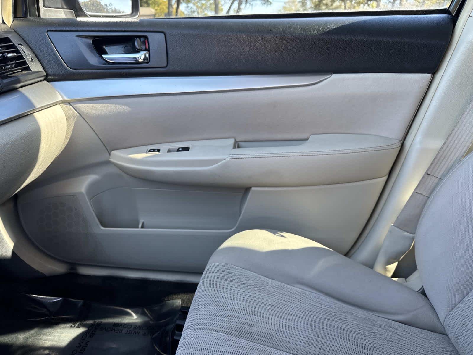 2014 Subaru Outback 2.5i