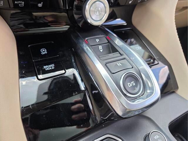 2022 Acura MDX w/Advance Package