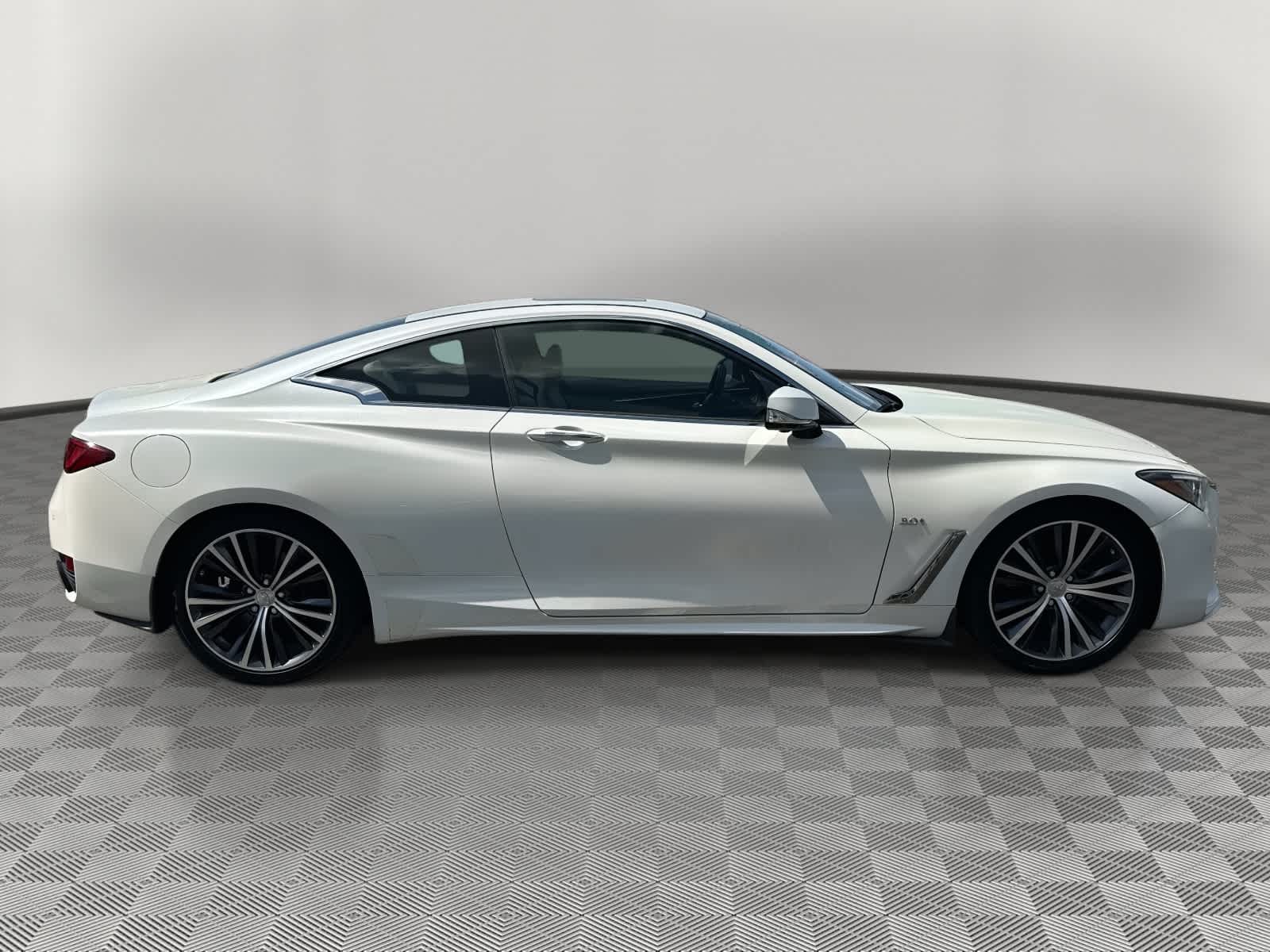 2017 INFINITI Q60 3.0t Premium