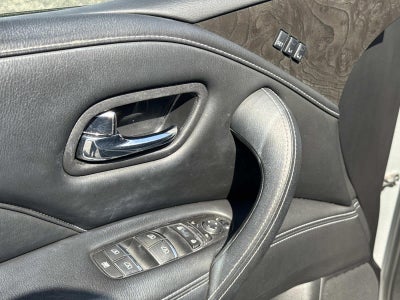 2022 INFINITI QX80 LUXE