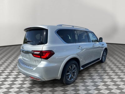 2022 INFINITI QX80 LUXE