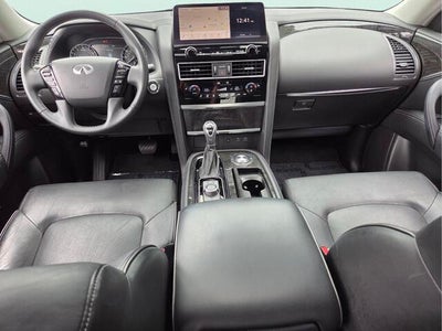 2023 INFINITI QX80 LUXE