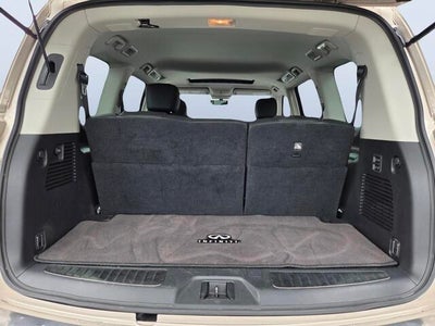 2023 INFINITI QX80 LUXE