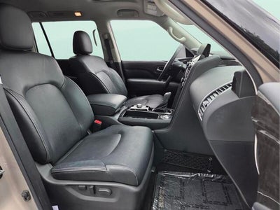 2023 INFINITI QX80 LUXE