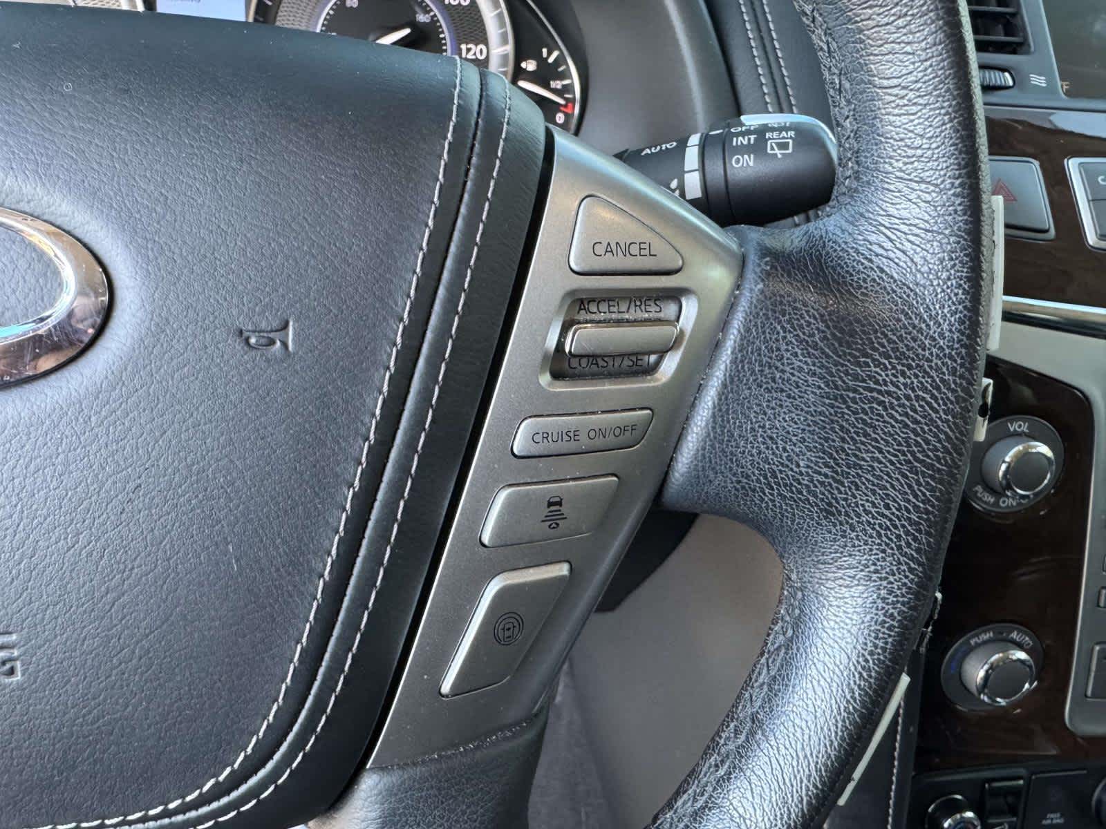 2019 INFINITI QX80 LUXE