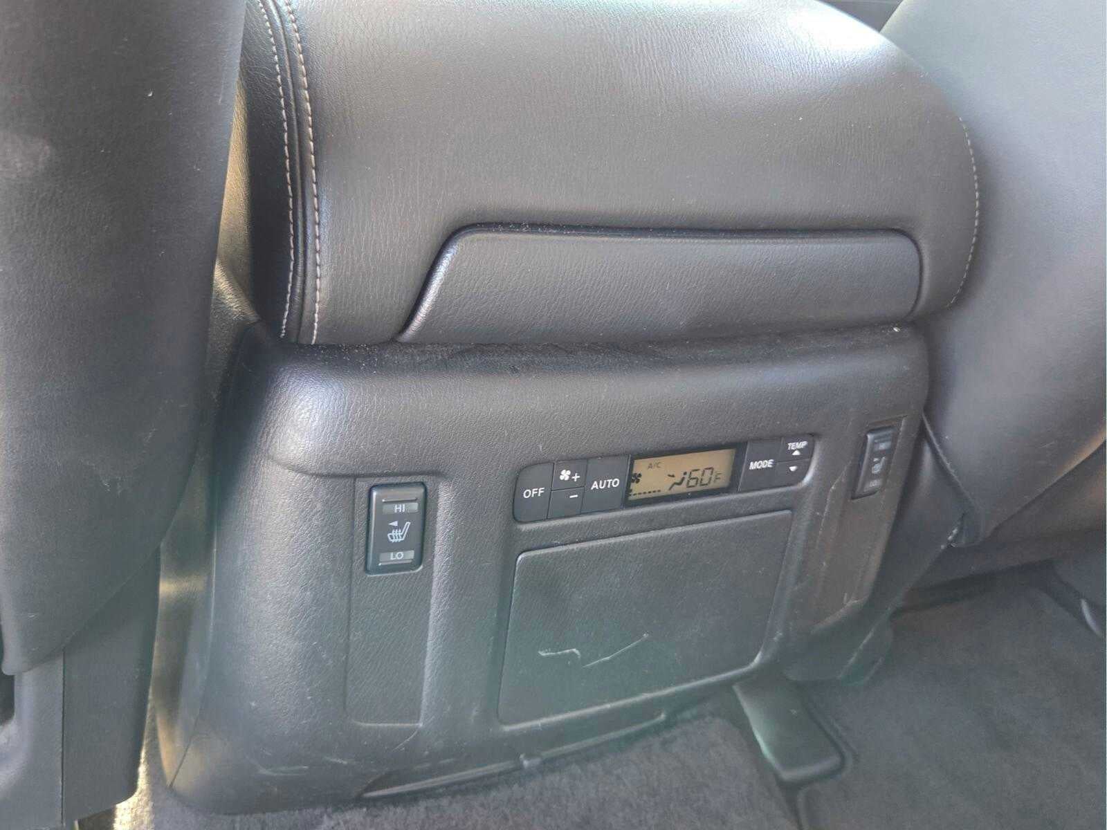 2015 INFINITI QX80 Base