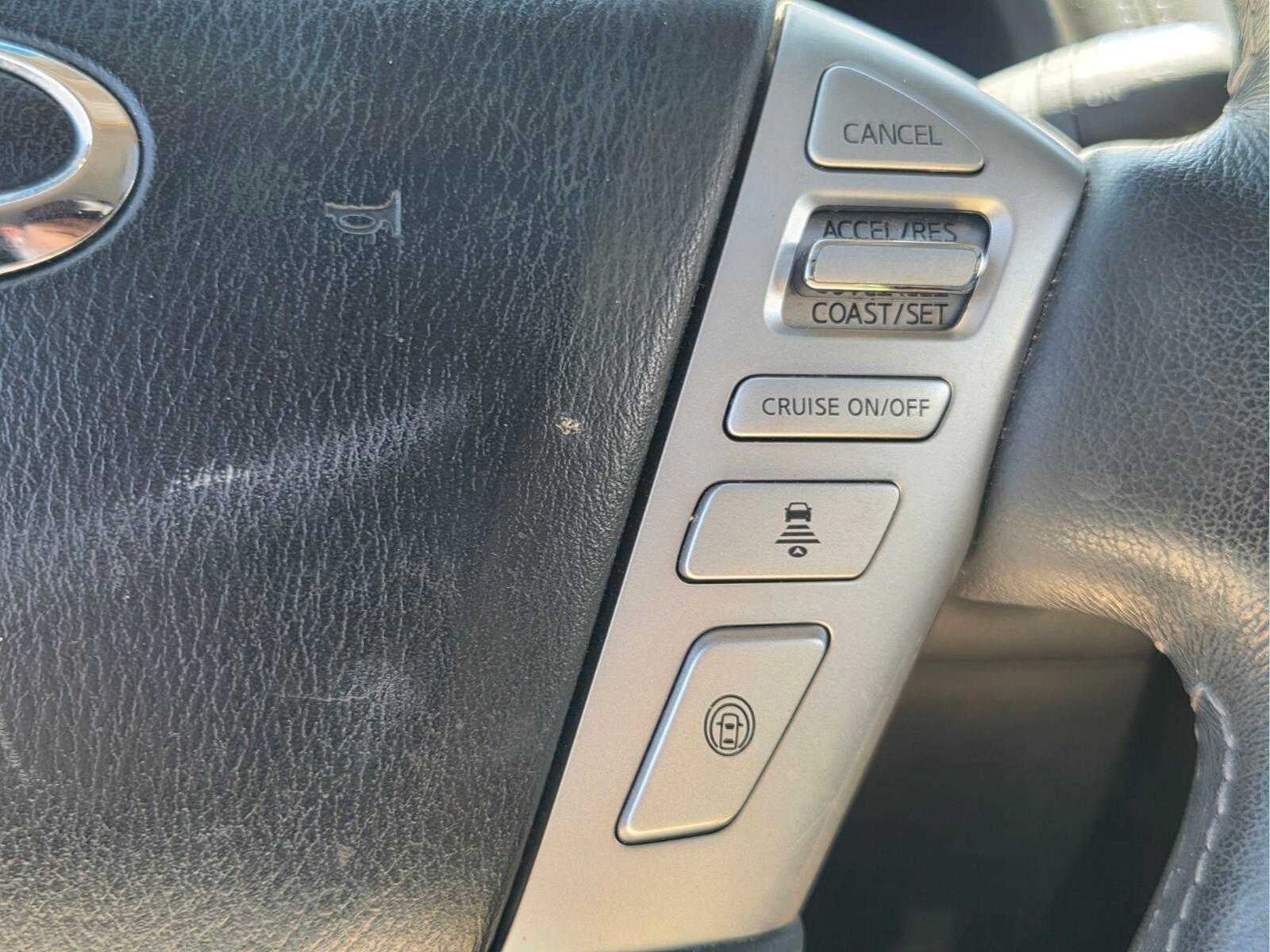 2015 INFINITI QX80 Base