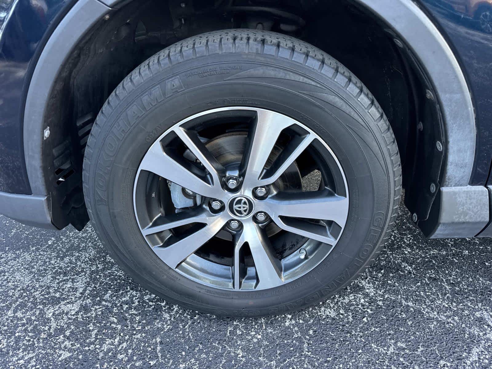 2017 Toyota RAV4 XLE