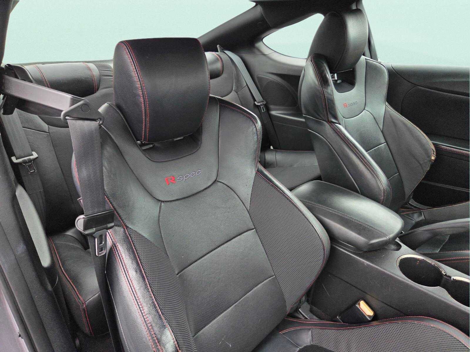 2014 Hyundai Genesis Coupe 2.0T R-Spec