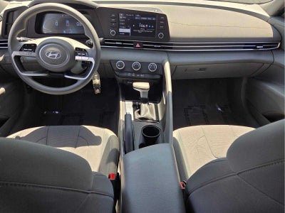 2024 Hyundai Elantra SE