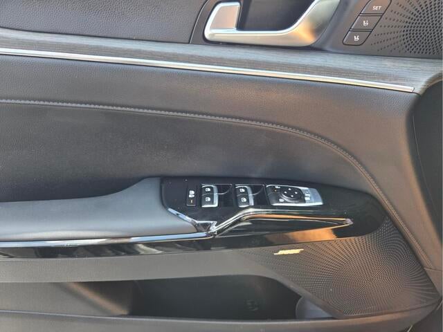 2025 Kia K5 EX
